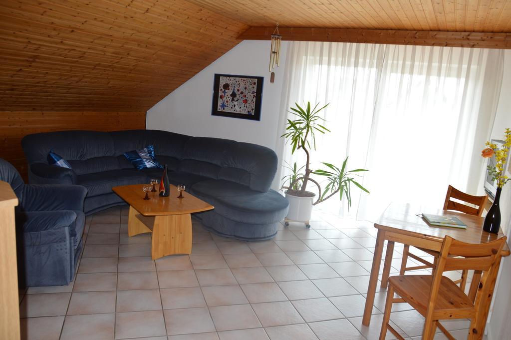 Ferienwohnung Diana รูสท์ ภายนอก รูปภาพ